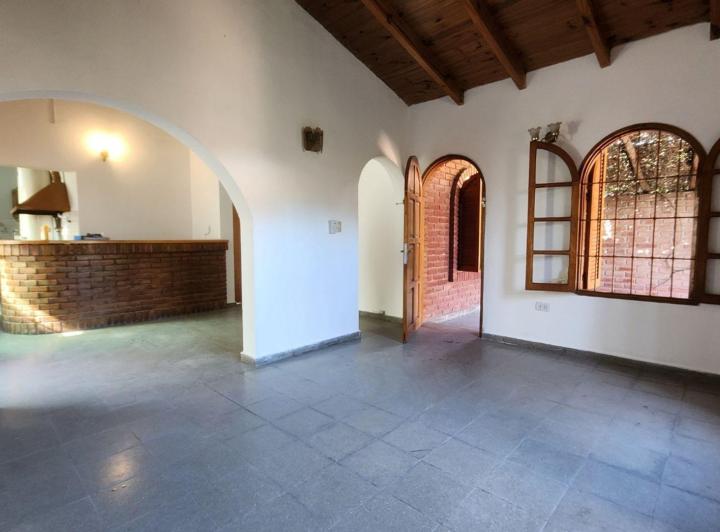 Casa · 114m² · 4 Ambientes · 3 Cocheras
