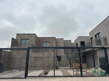 Departamento · 117m² · 4 Ambientes · 1 Cochera · Duplex en Pozo 3 Dorm.