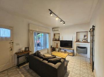 Casa · 140m² · 4 Ambientes · 1 Cochera · Venta Casa 3 Dorm. Patio Cochera Luminosa