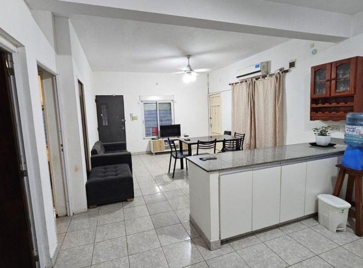 Casa · 161m² · 5 Ambientes · 2 Cocheras