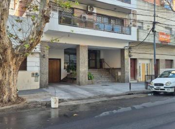 Departamento · 215m² · 5 Ambientes · 2 Cocheras · Piso Alto - 276 m² - 2 Coch - Apto Crédito - Lanús Centro