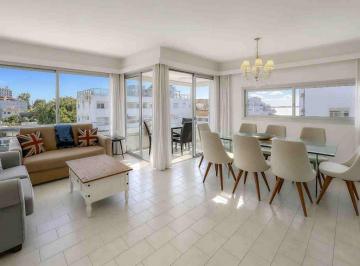 Departamento · 79m² · 4 Ambientes · 1 Cochera · Venta Apartamento 3 Dorm. Garaje Peninsula