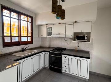 Departamento · 80m² · 3 Ambientes · 1 Cochera · Venta Semipiso 3 Amb Cochera Oportunidad Permuta