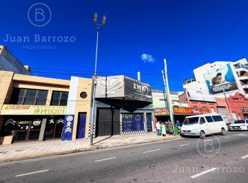 Local comercial · 421m² · Venta o Alquiler Local Depósito. Zonificación S1r1. Remedios de Escalada.