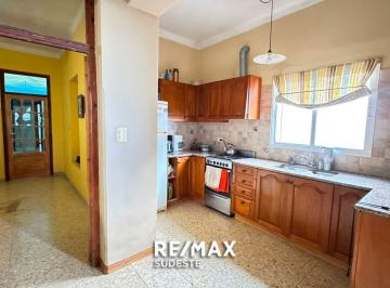 PH · 160m² · 4 Ambientes · Casa en Altos - Céntrico