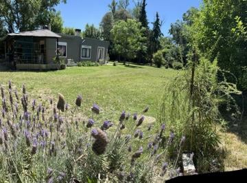 Quinta vacacional · 80m² · 3 Dormitorios · Casa Quinta: 3300 m² de Parque, Piscina y Parrilla