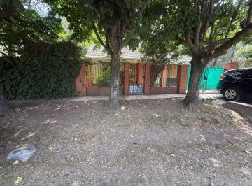 Casa · 120m² · 6 Ambientes · 1 Cochera · Venta Casa Quinta 6 Ambientes en Gral Rodriguez