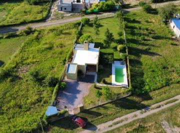 Quinta vacacional · 150m² · 2 Dormitorios · 1 Cochera · Venta Casa en Barrio Priv 2 Dorm. El Tamarindo