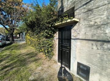 PH · 60m² · 3 Ambientes · 2 Cocheras · Casa en Venta en Lanus