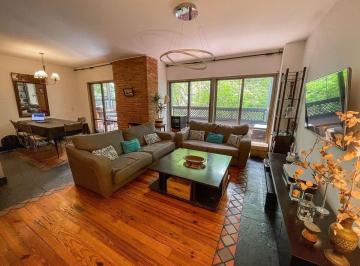 Departamento · 145m² · 5 Ambientes · 2 Cocheras · Piso 4 Dorm en Venta Belgrano Patios y 2 Cocheras