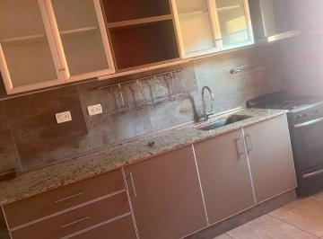 Casa de 3 ambientes, Trelew · Duplex con Patio - Oportunidad