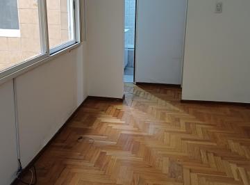 Departamento de 3 ambientes, Caballito · Dueño Alquila 3 Amb con 2 Patios. Bajas Expensas.