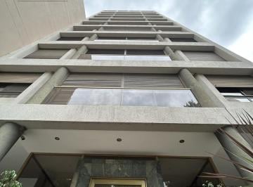 Departamento · 140m² · 5 Ambientes · 1 Cochera · Departamento en La Plata