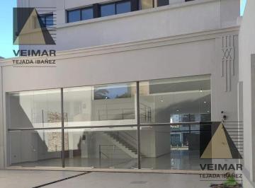 Local comercial · 700m² · 3 Ambientes · Local en La Plata