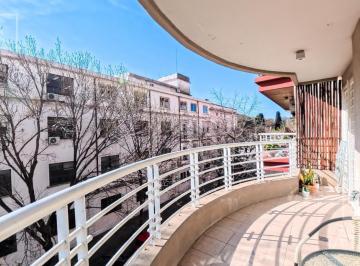 Departamento · 98m² · 4 Ambientes · 1 Cochera · Piso Exclusivo de 4 Amb con Cochera Divino en Correa y Libertador
