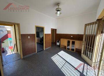 PH · 60m² · 3 Ambientes · PH 3 Ambientes en Alquiler – Lomas del Mirador – Sin Expensas – Balcón Al Frente