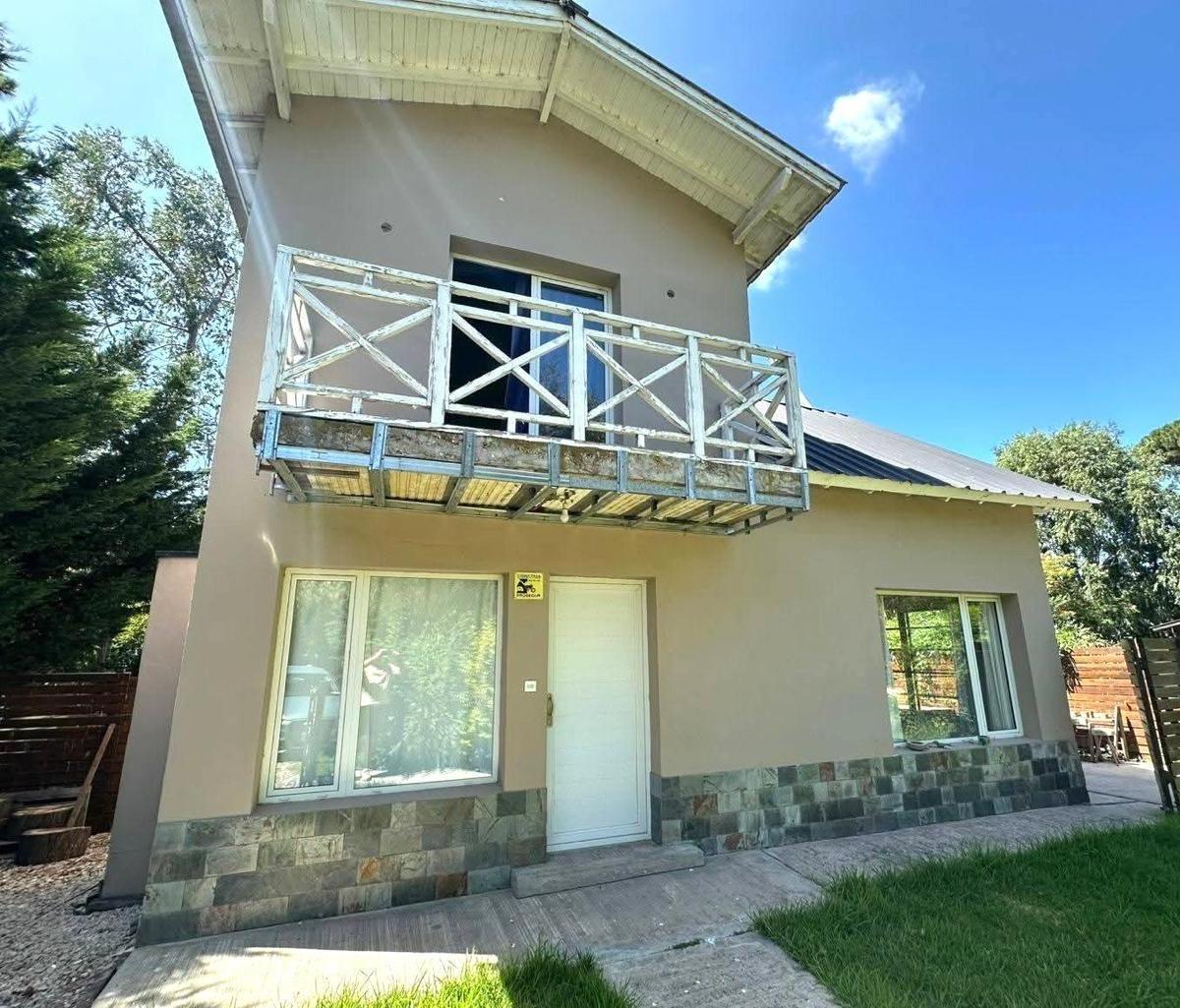 Chalet en excelente estado, 3 amb, 500m² en barrio Acantilados
