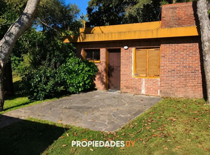 Casa · 801m² · 5 Ambientes · 1 Cochera