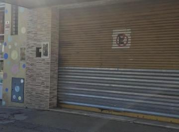 Local comercial , Lanús · Local Ubicado en Av