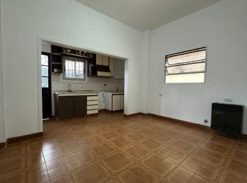 PH · 98m² · 3 Ambientes · 1 Cochera · Alquiler PH 3 Ambientes con Jardin en Villa Bosch