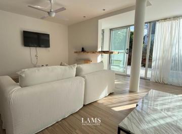 Casa · 180m² · 5 Ambientes · Alquiler 12/24 Meses - Casa 5 Ambientes en Barrio Rumencó