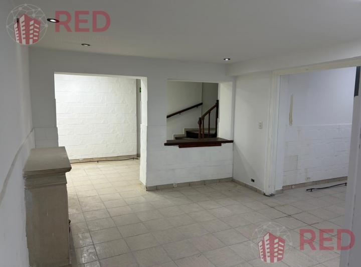 Oficina comercial · 300m² · 9 Ambientes