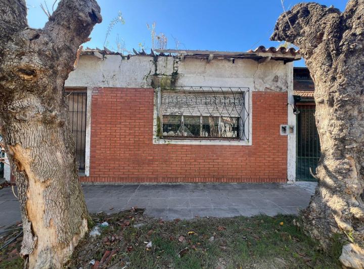 Terreno · 115m² · 4 Ambientes · 1 Cochera