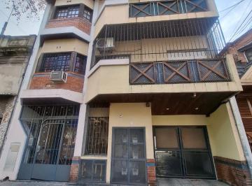 Departamento de 2 ambientes, Almagro · 2 Ambientes Frente Balcon Super Luminoso Muy Buen Estado Cochera Fija Castro Barros 662