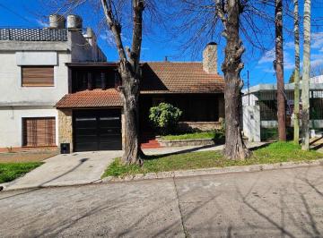 Casa de 5 ambientes, Quilmes · Casa 5 Ambientes de 235 m² con 3 Dorm. en Venta en Residencial Don Bosco