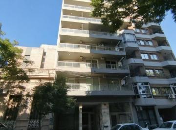 Departamento de 2 ambientes, Rosario · Departamento de 82 m² con 2 Dorm. en Venta en Martín