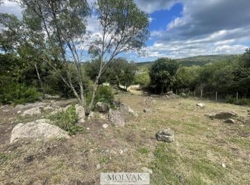 Terreno · 1021m² · Lote en Venta en La Falda Frente Al Dique Las 7 Cascadas - con Escritiura