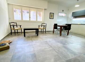 Oficina comercial de 3 ambientes, Palermo · Departamento Tipo Casa Para Uso Profesional! Pb Al Frente 3 Ambientes con Patio Sin Expensas!