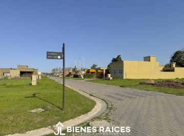 Casa · 75m² · 3 Ambientes · 1 Cochera · Casa en Venta en El Barrio Las Marias, Capilla del Señor
