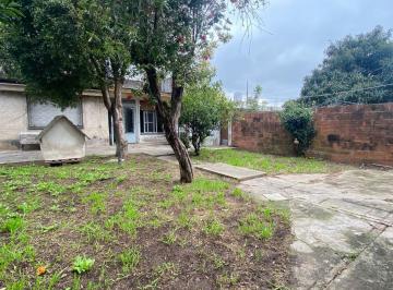 Casa · 120m² · 4 Ambientes · 1 Cochera · Venta, Casa, 4 Ambientes, Lavadero, Balcón, Patio, Jardín, Parrilla, Cochera, La Perlita, Moreno
