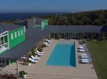 Casa · 50000ha · 13 Dormitorios · 1 Cochera · Casa - José Ignacio
