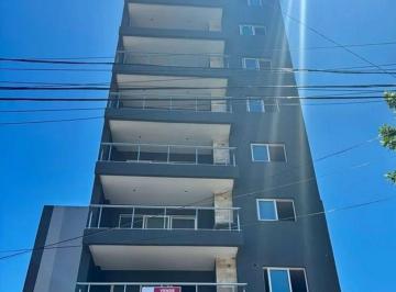 Departamento · 126m² · 4 Ambientes · 1 Cochera · Venta Piso de Categoria 4 Amb C/cochera Lanusita