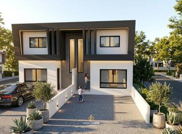 Casa · 125m² · 4 Ambientes · 1 Cochera · Duplex con Pileta en Venta en Pozo Docta Av 3