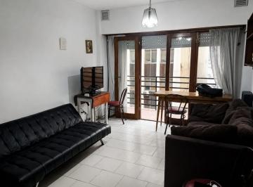 Departamento · 50m² · 2 Ambientes · Departamento de 2 Amb Externo con Balcon