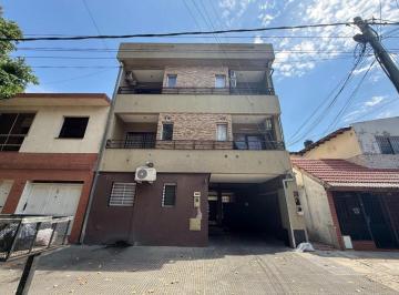 Departamento · 30m² · 1 Ambiente · 1 Cochera · Alquiler Dpto con Cochera y Balcon Lanús O.