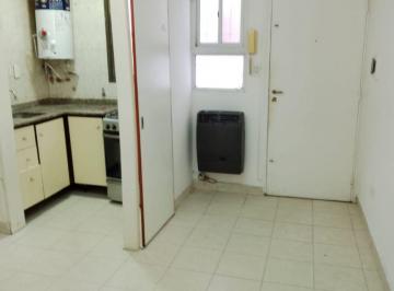 Departamento de 2 ambientes, Mar del Plata · Alquiler 2 Ambientes Chicos - Pza Mitre - Sin Expensas