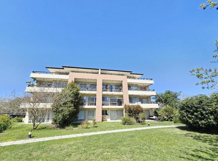 Departamento · 95m² · 4 Ambientes · 1 Cochera