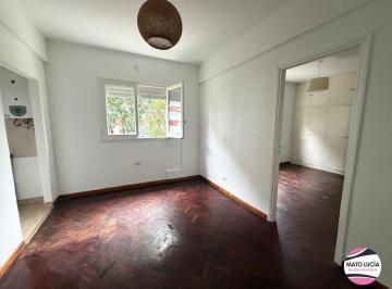 Departamento de 3 ambientes, Parque Avellaneda · Luminoso 3 Ambientes - Cocina Separada - Barrio Alvear