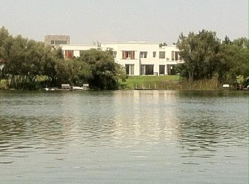 Casa · 500m² · 8 Ambientes · 2 Cocheras · Casa - Santa Maria de Tigre