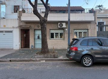 PH de 3 ambientes, Villa Urquiza · PH Frente con Entrada Independiente, con Terraza