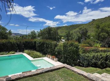 Casa · 165m² · 4 Ambientes · Casa Venta 3 Dorm. en Country La Cuesta C/pileta
