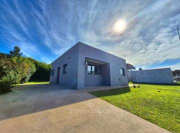 Casa · 62m² · 2 Ambientes · 1 Cochera · Casa en Barrio Los Acantilados