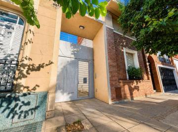 PH de 3 ambientes, Ciudad de Santa Fe · Alquiler PH Interno, 2 Dorm. con Cochera