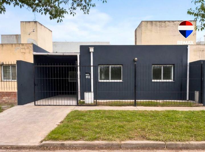 Casa · 49m² · 3 Ambientes · 1 Cochera