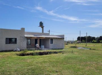 Casa · 71m² · 4 Ambientes · 1 Cochera · Venta Casa 4 Amb en Construcción en La Eugenia