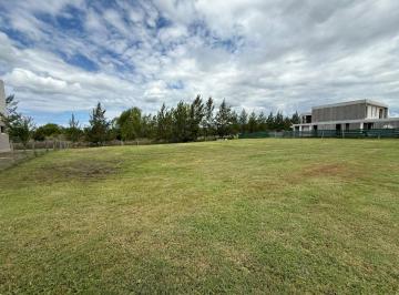 Terreno · 780m² · Lote 780 m Barrio El Naudir Escobar Permuta